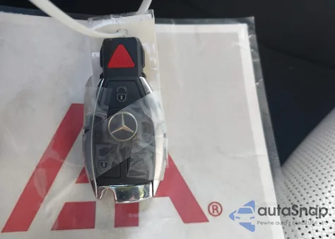 2015 Mercedes-Benz C 300 Sport из США, поврежденный, VIN 55SWF4JB4FU051302